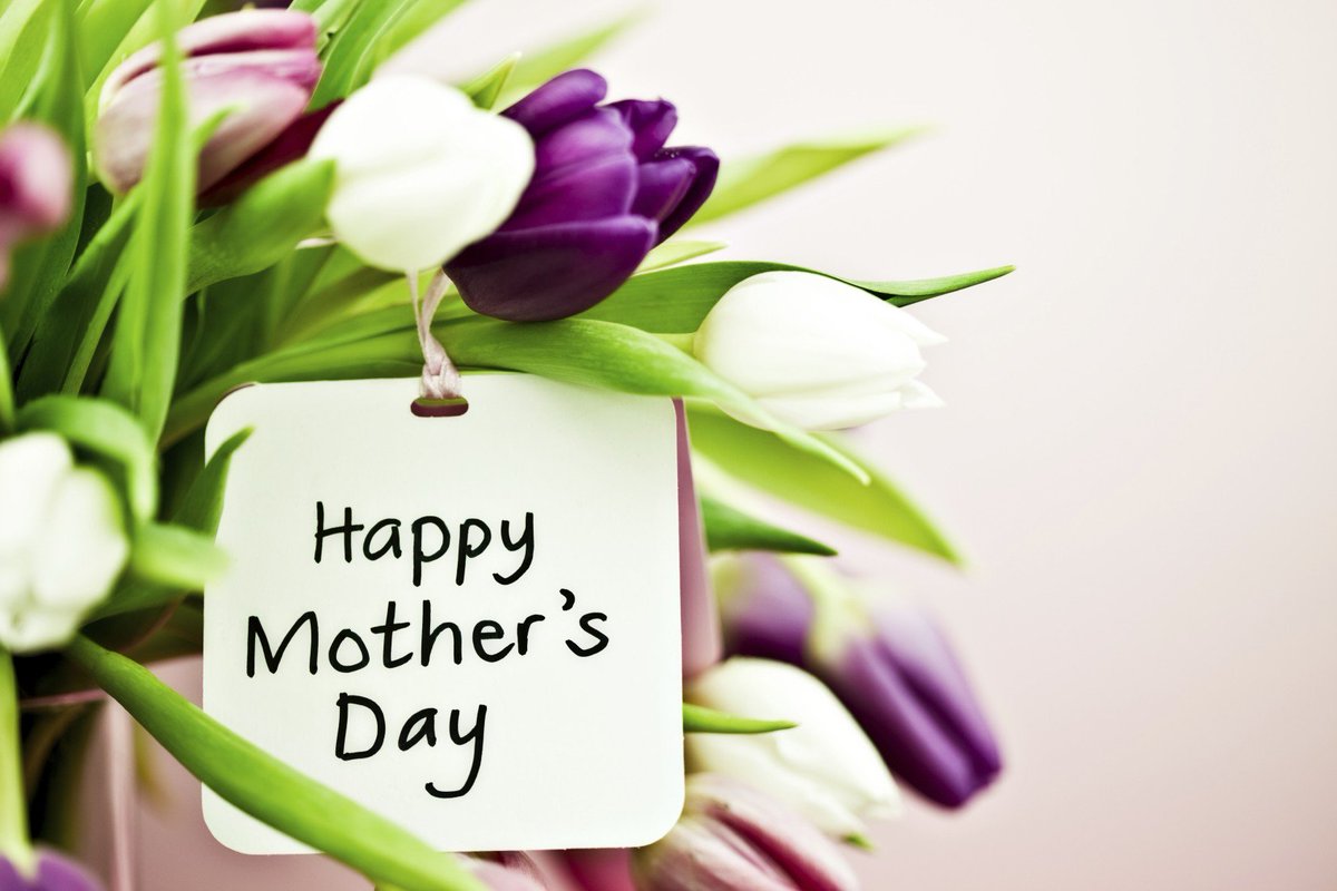 SuperiorPaving2's tweet photo. From all of us at Superior Asphalt Paving, we're wishing all the moms out there a very, Happy #MothersDay! ❤️ #paving #asphalt #superiorpaving #driveway #sidewalk #construction https://t.co/PvVSEQ6lAw
