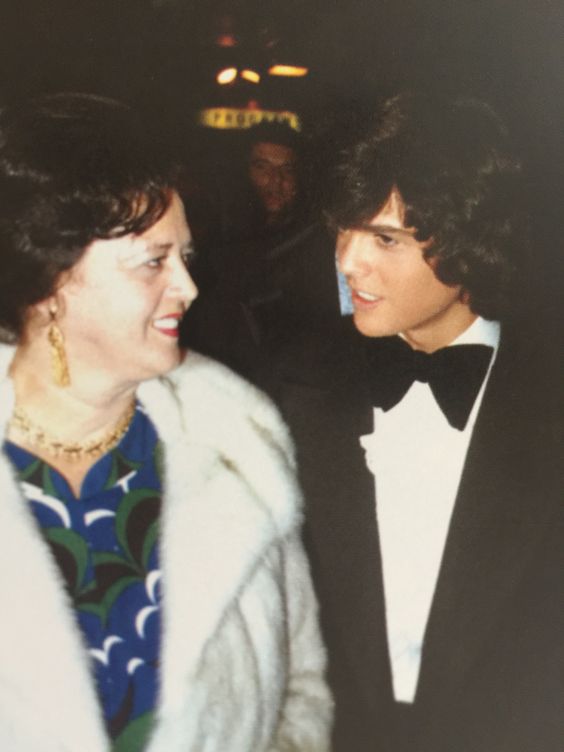 donnyosmond's tweet photo. “All that I am, or hope to be, I owe to my angel mother.” -#AbrahamLincoln
Happy #MothersDay to my incredible mother and to mothers everywhere. We would be nothing without you. https://t.co/yW1BJgpIvi