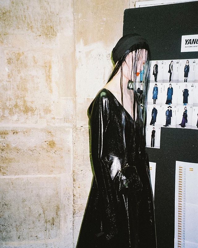 @Yangli__ , Backstage .
• Paris | #PFW
#Backstage #YangLi #Dress #Mode #Fashion #Model #LeicaCameraFrance #LeicaC1 #35mm #ParisFashionWeek #FashionWeek #AlexandreGaudin #Lubakilubaki