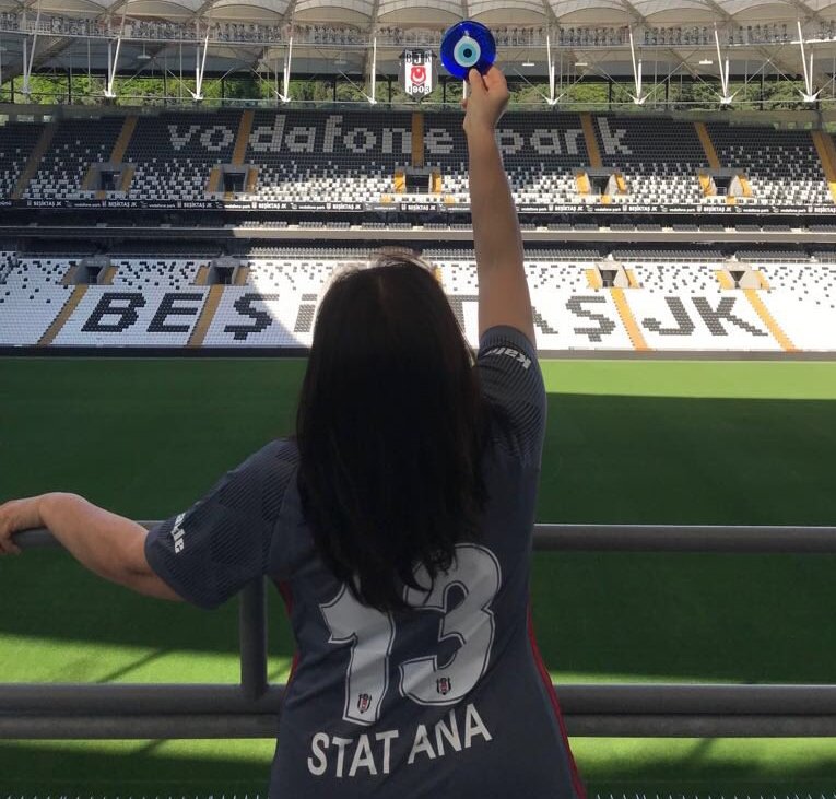 BesiktasAilemiz's tweet photo. Anneler Günün Kutlu Olsun Saygıyla Elleninden Öpüyorum #StatAna 🙏
@VodafonePark #AnnelerGünü https://t.co/7f3xlAO1tR