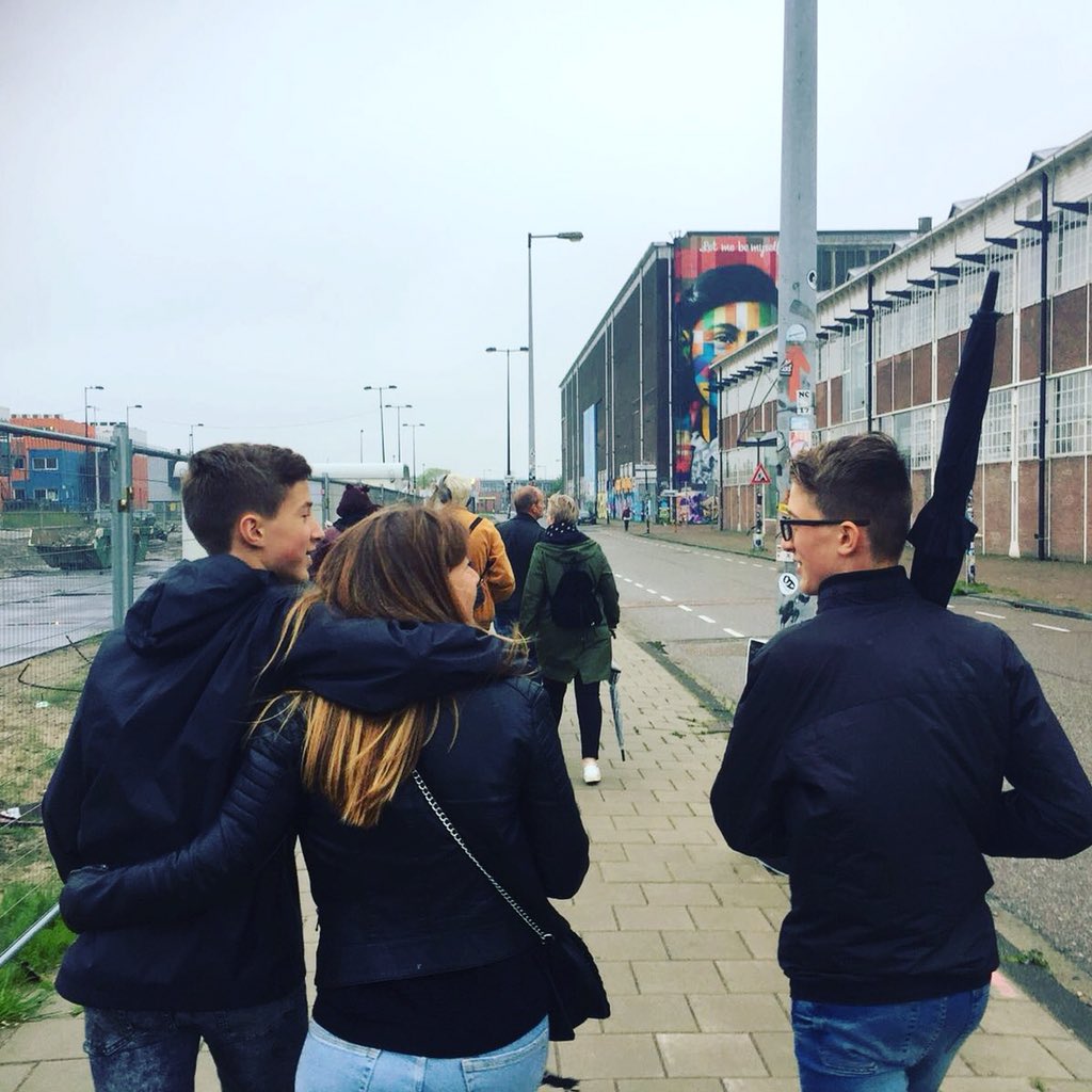 Mamasmarty's tweet photo. M’n eerste #moederdag als klein moedertje https://t.co/WRZlCBUbOw