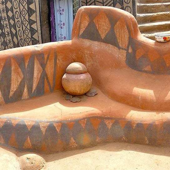 ibienemagazine's tweet photo. The Gurunsi houses of Burkina Faso have lasted for so many years and served as protection for the people.
Read more on the website.
#LinkinBio #ibiene #africa #luxurylifestyle #luxurylife #luxury #vacation #holiday #checkoutafrica https://t.co/dSnoVblpHz https://t.co/FgvZ1smeqZ