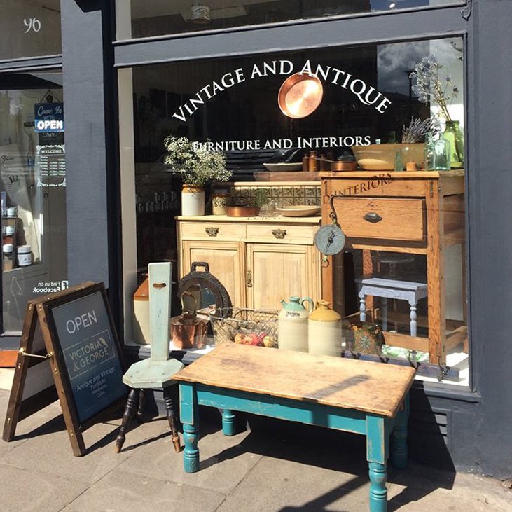 AnnieSloanHome's tweet photo. E is for…Edinburgh! Edinburgh will always have a special place in my heart. Our newest stockist in this beautiful city is Victoria &amp; George; a wonderful trove of furniture which you can transform yourself with my Chalk Paint and Victoria’s expert advice. https://t.co/0d9ScTh69z