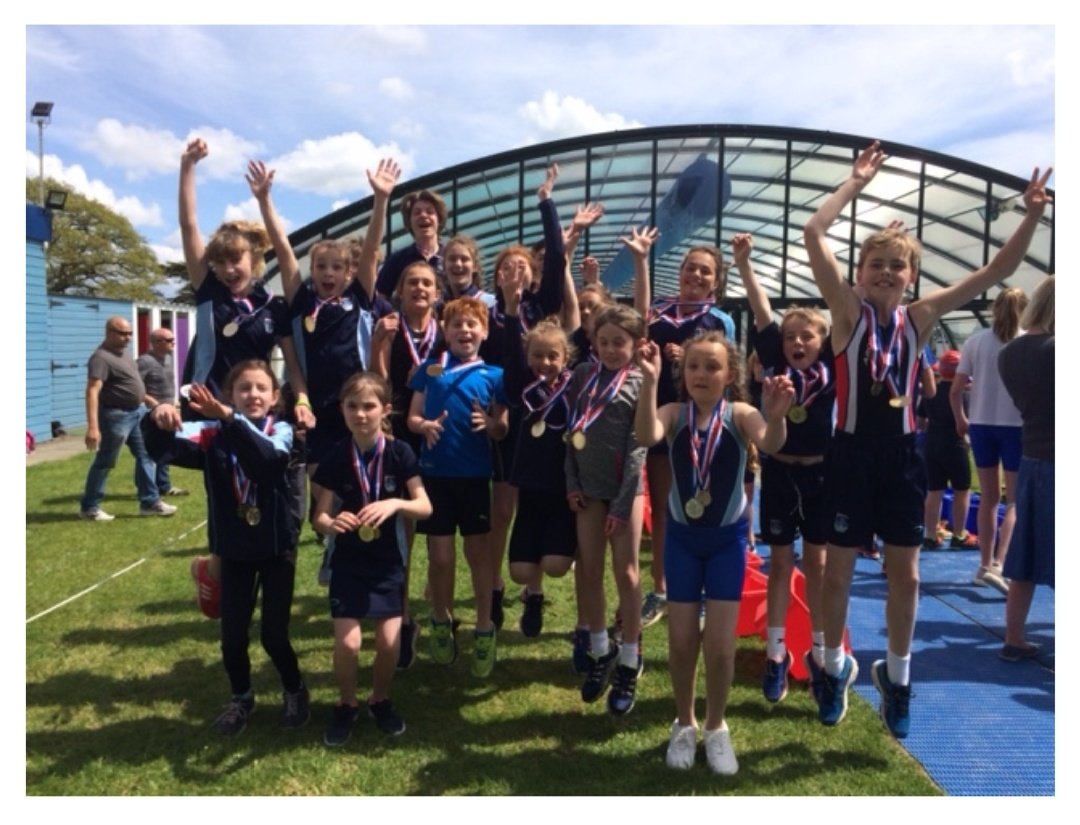 wellington_spw's tweet photo. Well done to all the athletes from the senior and prep @wellingtonsch1 for competing in the SW Schools relay championships Biathle (run swim run), triathle (shoot swim run) and laser run (shoot run) event today. Opportunities to participate, develop and perform at their own rate https://t.co/nN7LG39wKC