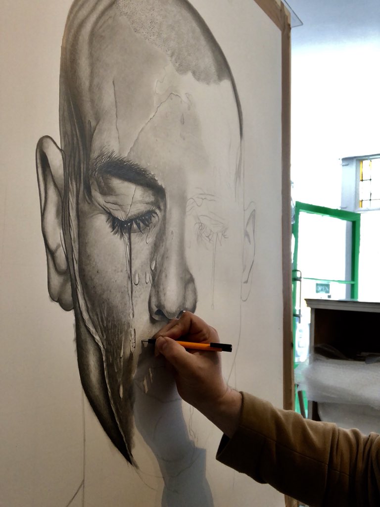 paul_stowe's tweet photo. No new #pencildrawing this week - so just a couple of shots from a large piece I’m working on - should be finished in a month or two 😊 https://t.co/TXRRWax75H