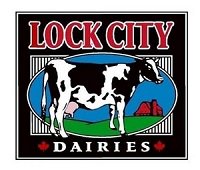 OHLHoundPower's tweet photo. Scrum ensues in front of Villalta, Hollowell and Gleason will sit. But Hounds end up with the #LockCityDairies PP with two minutes left! #IgniteTheNorth https://t.co/Fb4083H5na