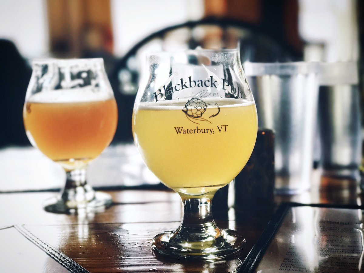 A beautiful weekend on tap ー exactly the kind you deserve. Cheers to all the mamas out there, Happy Mother's Day! 🍻 #waterburyvt #craftbeer #mothersday #vermontbyvermonters #vt