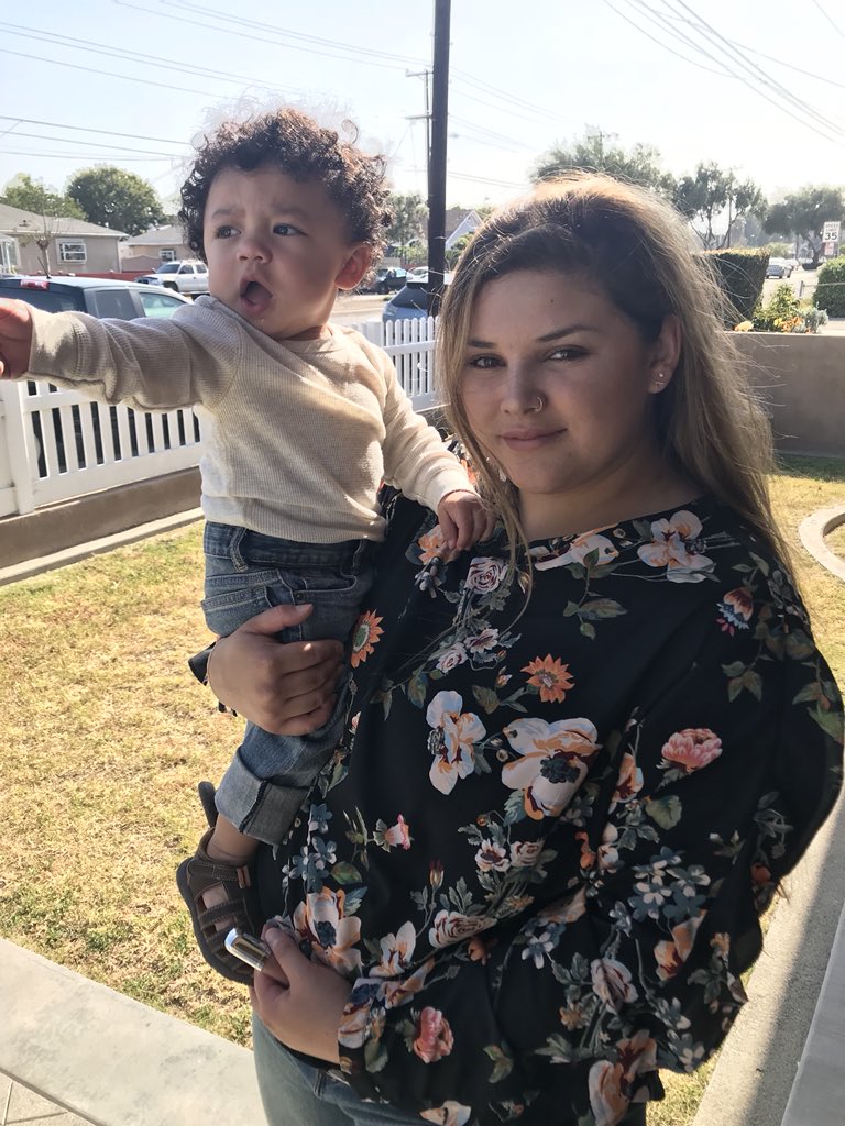 miquejuarez3's tweet photo. Happy Mother’s Day to this beautiful mother right here❤️. Thanks for everything you do. I love you 😘 #FirstOneInTheBooks https://t.co/MZGfuCEW2J