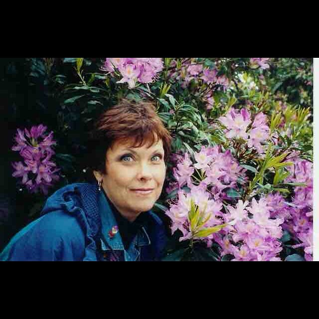 iresgrnis's tweet photo. Happy Mother's Day to all-whether bi-ped, fur, feathers, scales, gills-to all you moms:  Thank you for all you've done and continue to do!!! https://t.co/V2kNGVjEtD