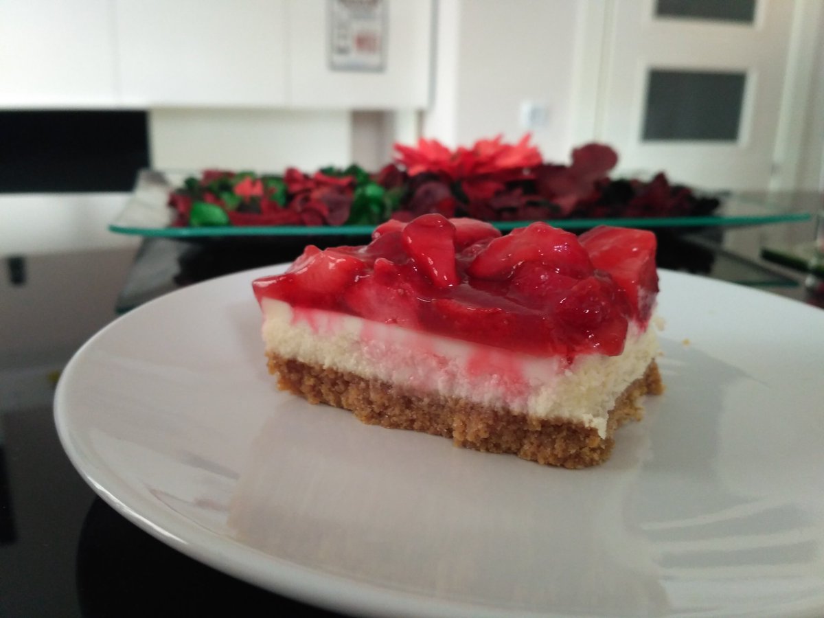 Sara__ndonga's tweet photo. Disfrutando los últimos pedacitos de #Mysweetdely https://t.co/GO3RNncROW