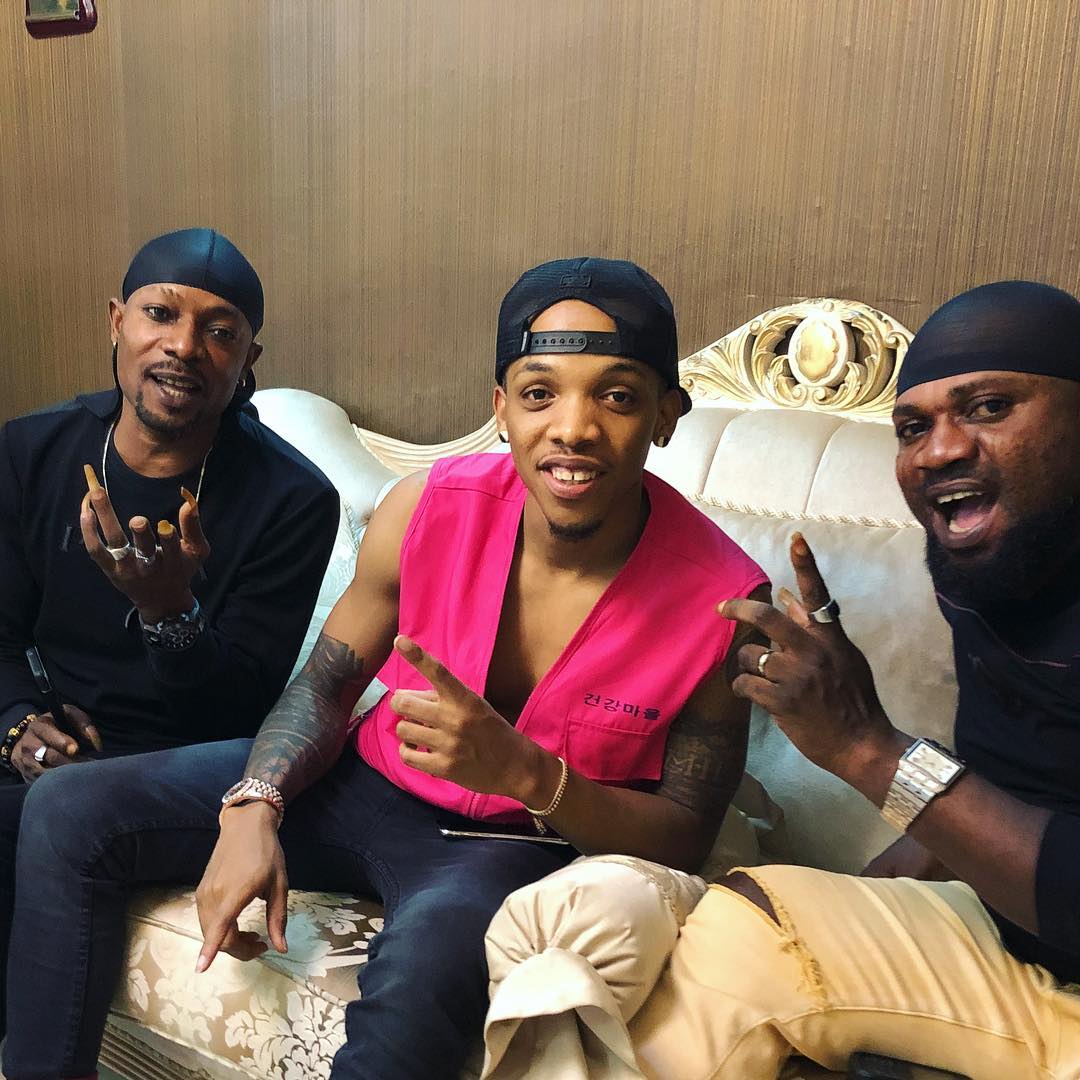 clarkwalter05's tweet photo. Slim team...  #lagos #nigeria #nigerianwedding #bellanaijaweddings #abuja #asoebibella #nigerianfashion #nigerian #portharcourt #nigerians #fashion #naija #bellanaija #africa #nigeriawedding #nigeriafashion #nigeriaweddings #nigerianbride #nigerianfood https://t.co/hffxfeakkM