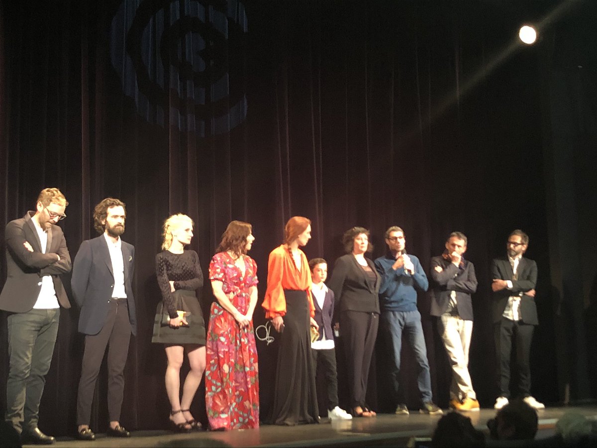 Marine2MP's tweet image. L’équipe du superbe #NosBatailles . Romain Duris est impressionnant en père courage. Et puis un film qui s’ouvre sur LCD soundsystem pour se terminer sur The Blaze c’est forcément bon signe ! #Cannes2018 @semainecannes