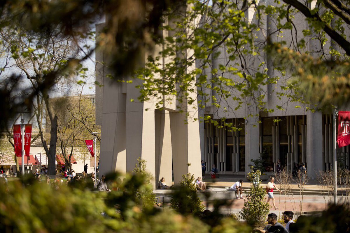 admissionsTU's tweet photo. Are you an admitted transfer student? 

Do you want a chance to experience Temple before you start in the fall?

Register in the TU Portal for this Friday’s Transfer Experience Temple Day! 🍒🦉 #ETD2018 https://t.co/Srh17bBnfx