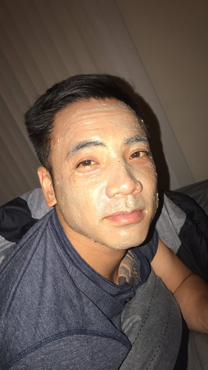 BriannaxNguyen's tweet photo. happy mother’s day to the man who does it all :) love you more than words can explain <3 #fleekbrows #stayBeYouthIful https://t.co/MCooCEylKV
