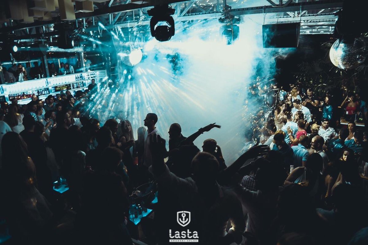 Happy place ! 
<a href="/splavlasta/">Gradski splav Lasta</a> thank you for last night and see you soon.

#Collective