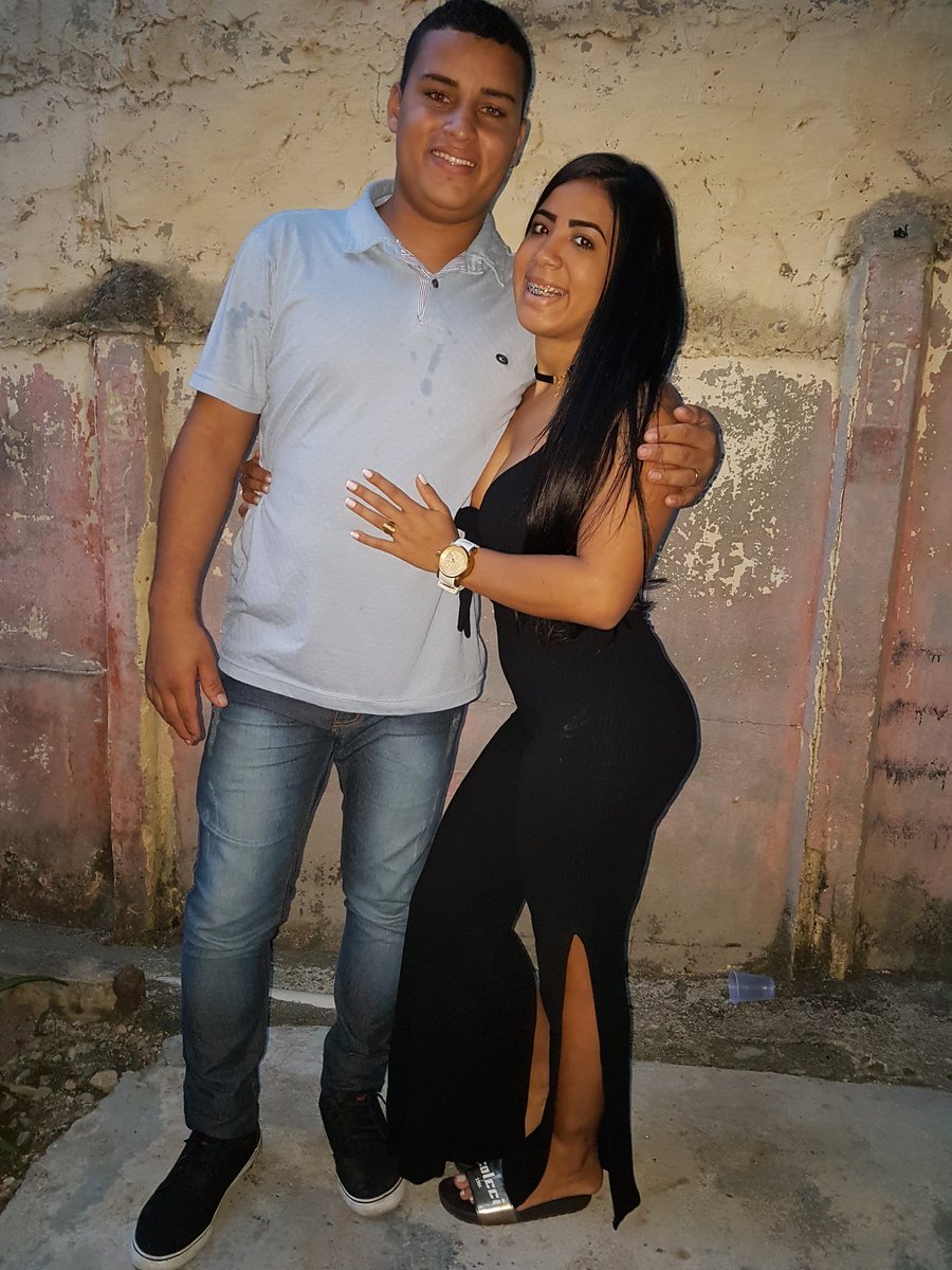 taydalolo's tweet photo. Parabéns amor da minha vida, te amo muito. Que você continue sempre esse homem de Deus maravilhoso a prima tem muito orgulho de você. Muita saúde, sabedoria, paz, alegria, prosperidade e muitas felicidades 💙🎉🎁
#primolindo
#euamomuito https://t.co/SOcig91LPm