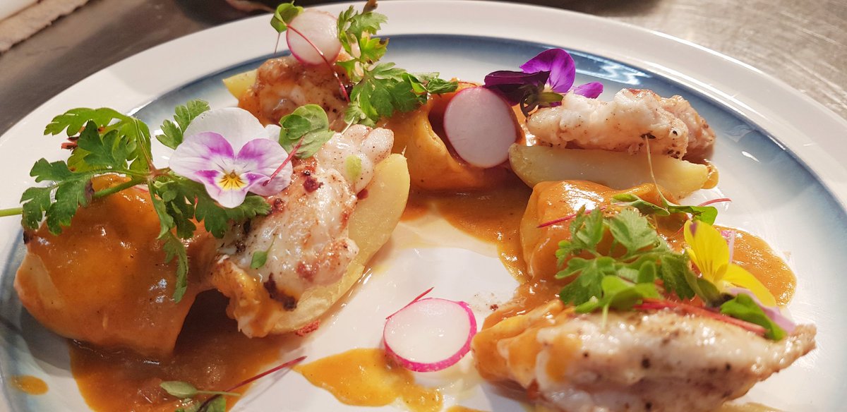 Chefnoelk1's tweet photo. Monkfish, Charlotte potato, crab tortellini,prawn bisque, @evesrelish red vein sorrel https://t.co/K3LGjYXPwc