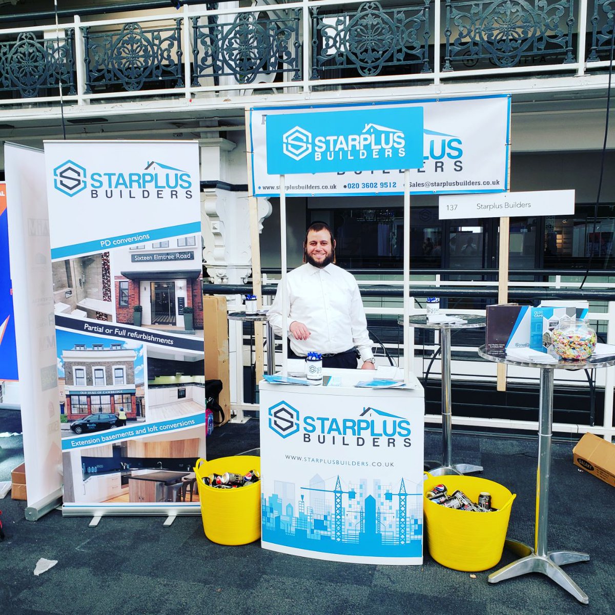 PointviewEstate's tweet photo. Wishing my brother Joel from  @StarplusBuildrs much success at the @jtrade_London expo
#Jtrade #Starplus #Pointview https://t.co/GtlHs97D5y