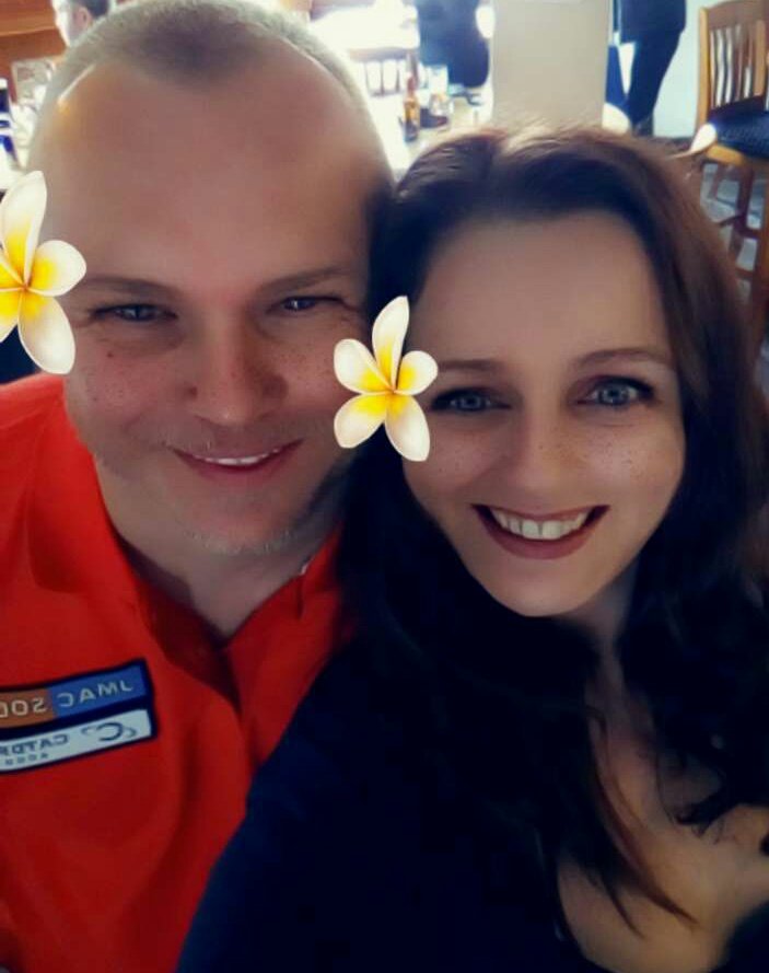laurabach's tweet photo. Darts day out and bumping into this one 😂#alexroy #withtheboys #darts #smile #snapchat https://t.co/oBpXvjRbiZ