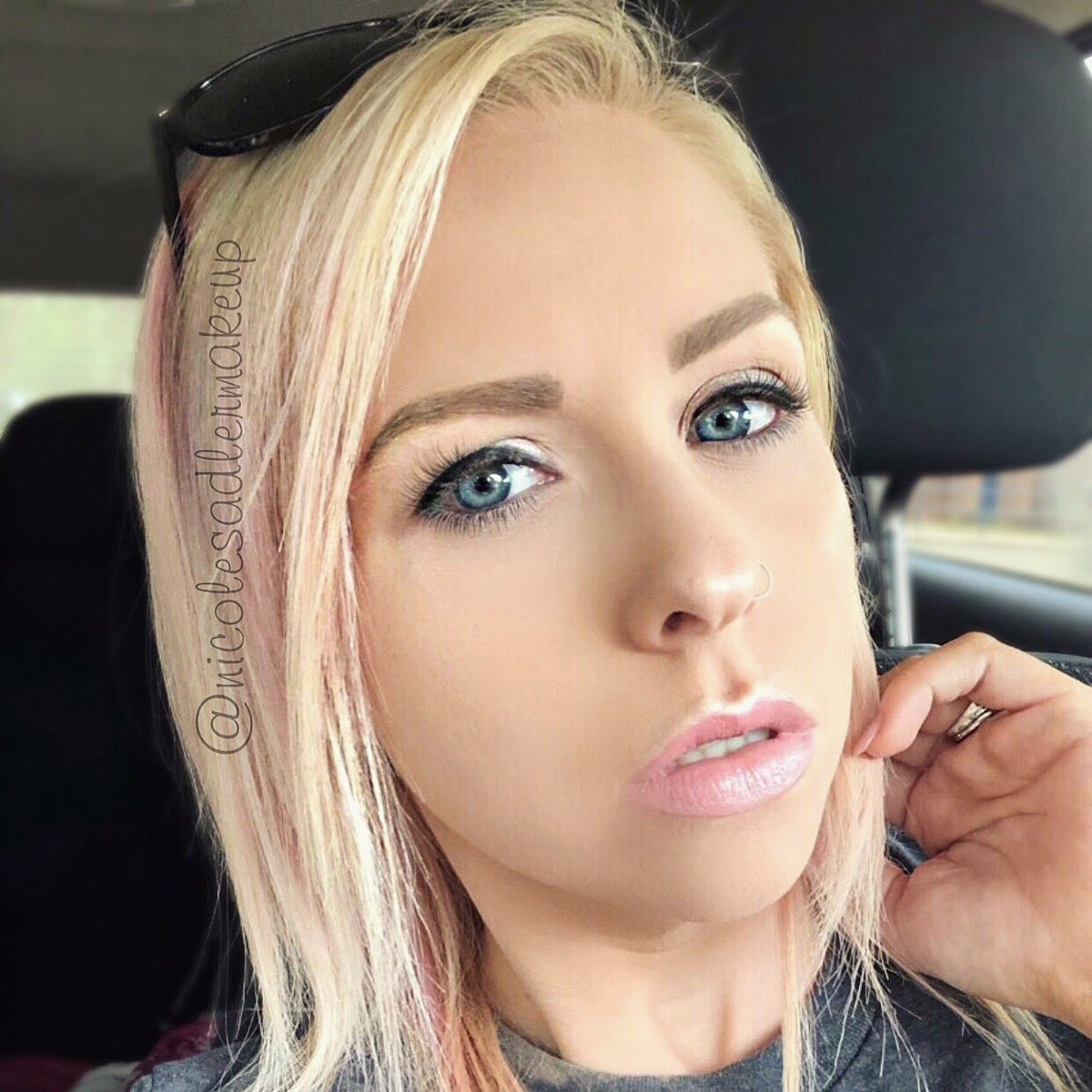 nicolersadler07's tweet photo. 👄
#mua #makeup #makeupartist #makeuptutorial #urbandecay #smashbox #tartecosmetics #nyx #nyxcosmetics #mac #colourpop #gerardcosmetics #benefit #cargo #highlight #bodycandy #toofaced #countrygirl #classycountry #loreal #revlon #covergirl #eyeko #pinkhair #hair #hairstyles https://t.co/H5MxZ9wEyk