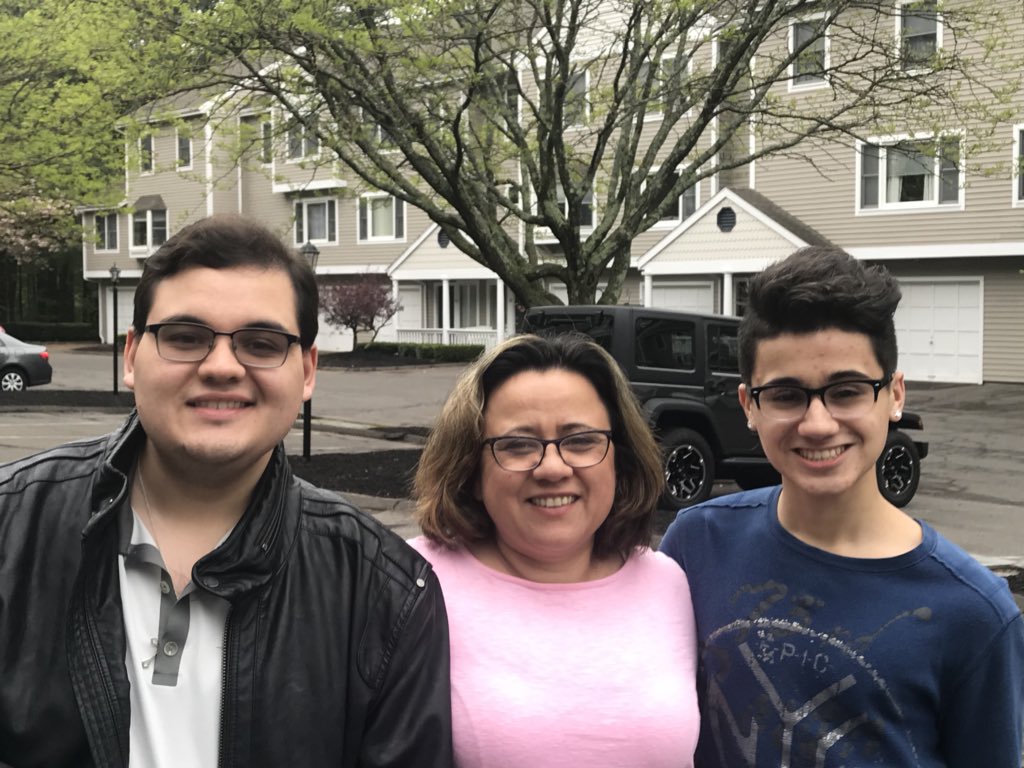 Feliz Dia Las Madres El Mejor Regalo Mi Vida Mis Hijos Mi Familia