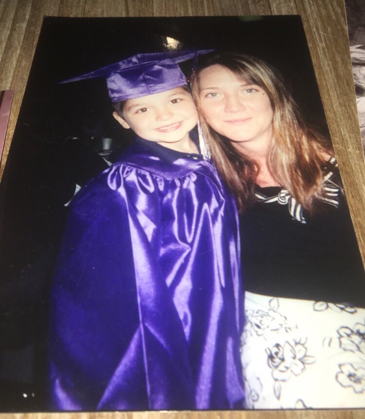 Devins54's tweet image. Happy Mother’s Day ❤️❤️ love you mom