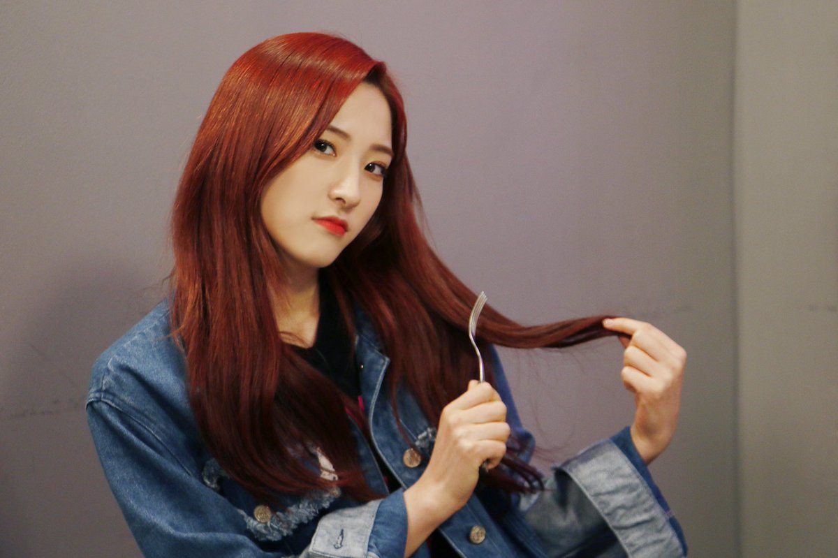 WJSN_Cosmic's tweet photo. [#WJSN]
#우주소녀 #은서 의 MC도전기!
#식신로드4 비하인드를
#우정 들에게 공개합니다❣
모두모두 Go‼️ Go‼️

바로가기👀❤👇
https://t.co/Sb23NOnfXO https://t.co/MoMU6g8Nhi