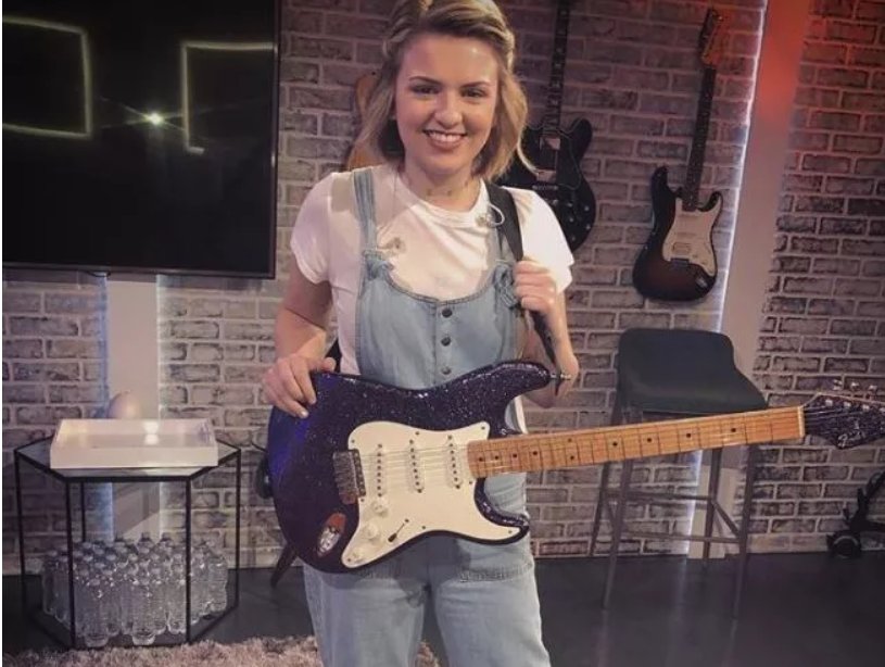 KWWL's tweet photo. From small town to the Top 3! Congratulations, Maddie Poppe! Did you catch her performances tonight? #IowaProud #VoteForMaddie https://t.co/2fIesV7pvX