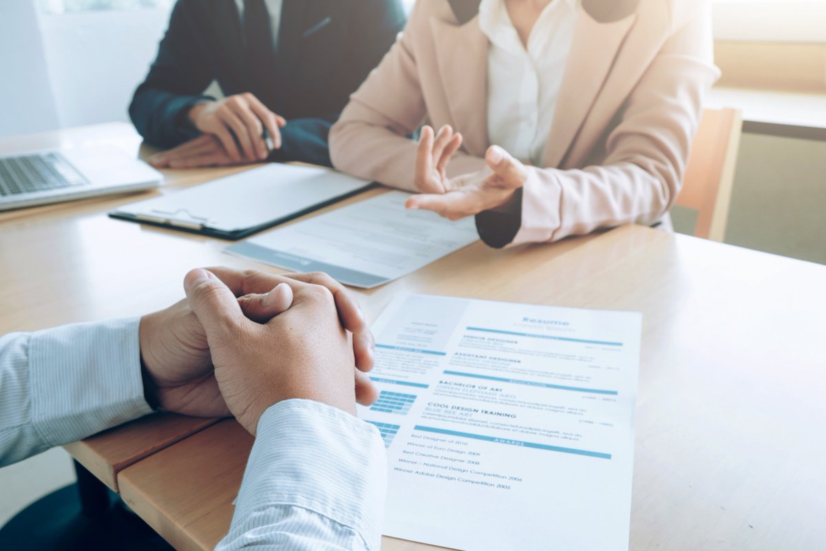 ReeracoenID's tweet photo. Here are job interview tips to help prepare you to interview effectively. Proper preparation will help alleviate some of the stress involved in job interviews, and the more you prepare, the more comfortable and successful you will be at interviewing.

https://t.co/lCN7DgYN7b https://t.co/vb4w6g6zrk
