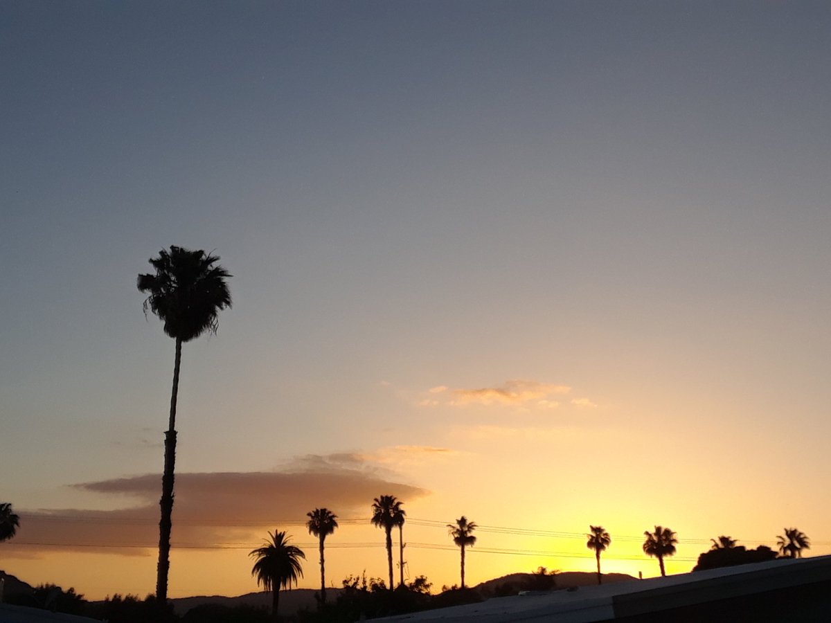 rayzrlove's tweet image. viens, vanille

#cawx #inlandempire #cloudeffects