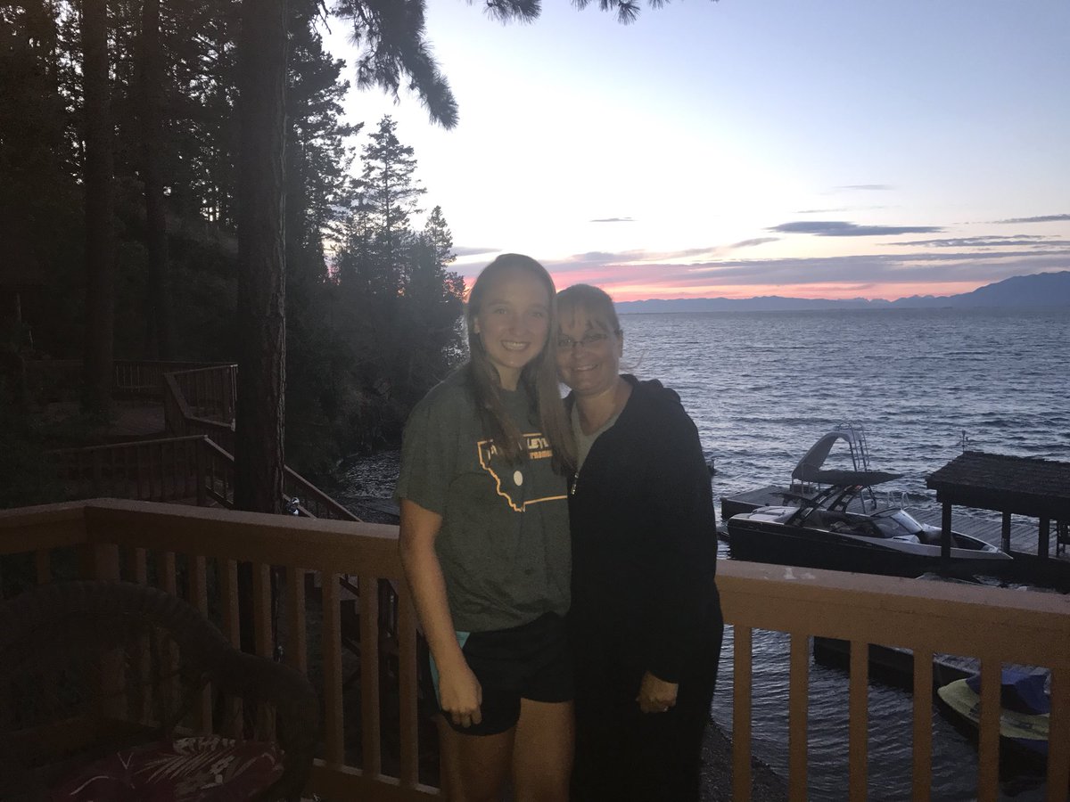 mahami5317's tweet photo. Happy Mothers Days to the one and only Momma Ham 💕 https://t.co/ziN8n2MyXb