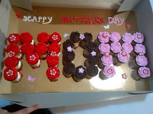DarthLukey's tweet photo. @mkenzzi Happy Mommy's Day. @sckkitty and I made you cuppa cakes, with Daddio's help, of course https://t.co/p51n2CRVEc