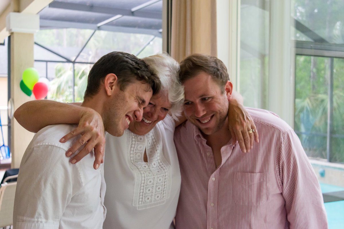 SprintDiscounts's tweet photo. Happy Mother’s Day! https://t.co/T358DKHkg3