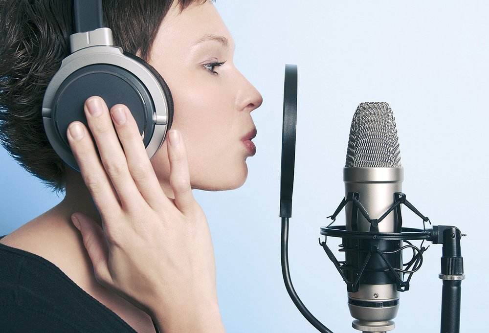 Learn to produce top vocals for your demos from former X Factor vocal coach and internationally renowed artist Ivy Chanel! Suitable for songwriters, artists and producers, this exclusive 1 day course is in London May 21, book your place whilst spaces last! thesongwritingacademy.co.uk/art-pro-vocal-…