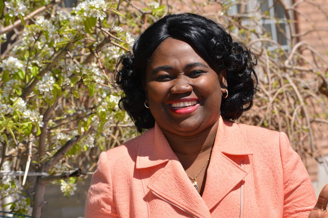 AyoOniMusic's tweet image. This is what happens when you have two big celebrations together in two days😇.. My birthday +Mother's day... #funeverywhere💃🎂🕯️🥂🍾🎉🎉👨‍👩‍👦‍👦🌷🔥👌. 
Happy birthday to me!
Happy Mother's day to me! 😎😂😂
ayooni.com
#ayoonimusic #AyoOni  #mothersdayfun 😍😊