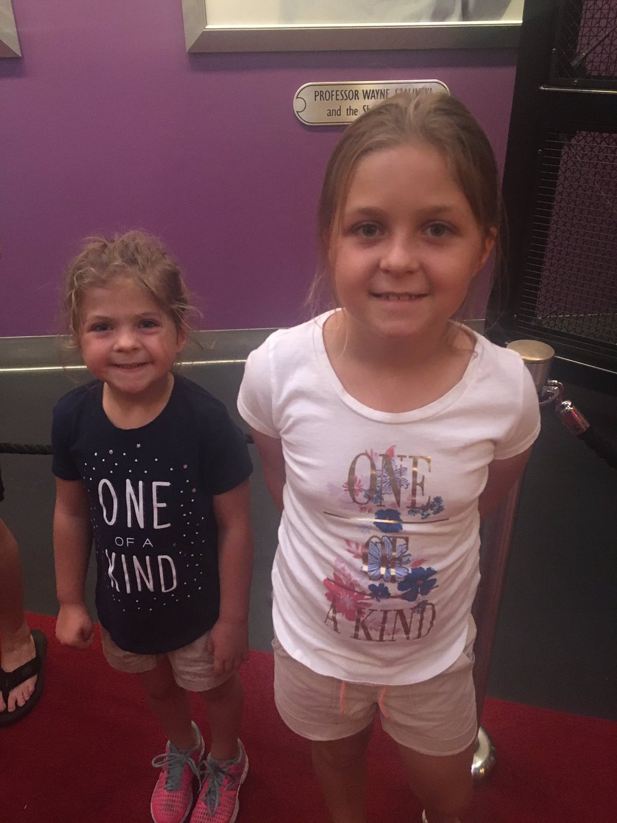 JessMcHatton's tweet photo. #MyLoves #MyReason I love you Janey and Malley https://t.co/l6MpzDriaa