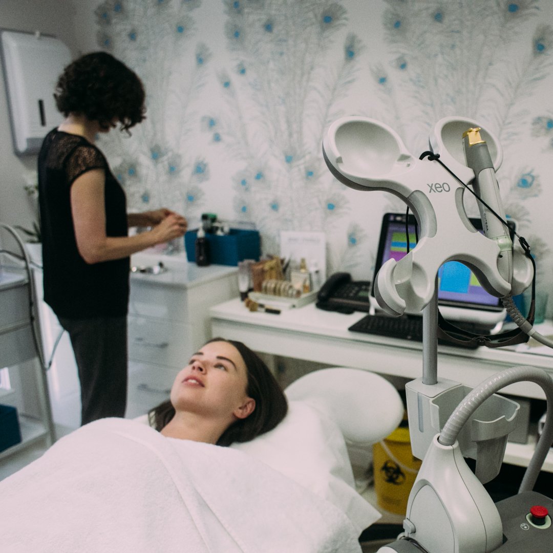Southrncosmetic's tweet photo. A reminder Dawn is back on deck. Appointments available: Wednesdays 11am to 7pm (evening apps available) and Fridays 9.30am to 4pm
#Facial #CosmeticSolutions #DermalTherapy #DermalTherapist #MelbourneCosmeticClinic #CosmeticMedicalClinic #Bayside #BaysideBeauty https://t.co/xTuPajpZVj