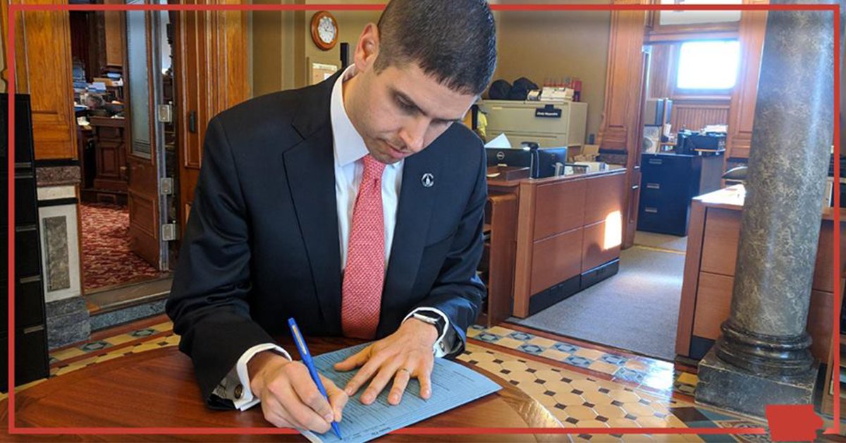 NateBoulton's tweet photo. Privatized Medicaid has failed patients and providers alike. Leadership isn’t just acknowledging a problem. Leadership is taking action, and Nate has introduced legislation to end privatized Medicaid. #NateTakesAction #iagov https://t.co/SvfHBvDXUX