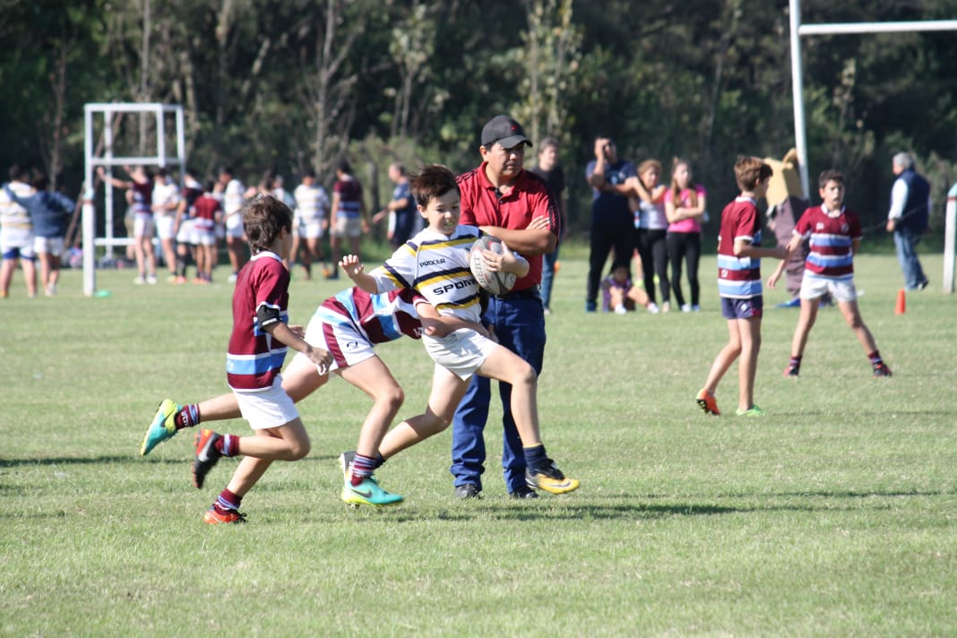 tuclawntennis's tweet photo. #RugbyInfantil Muchas gracias a @LinceTucuman y a @JockeyClubdeTuc por recibirnos hoy y poder jugar juntos al rugby. https://t.co/5cRpuo3Qk9