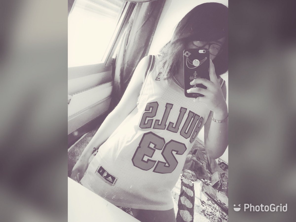 thu_demonia's tweet photo. 🍃🍃🍃🍃 https://t.co/1vsUytXtAy