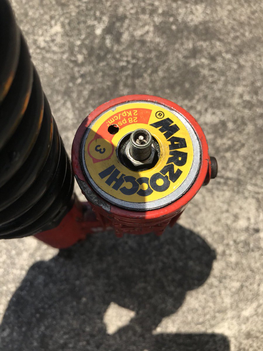 oooooooooo135's tweet photo. GSに付けてたマルゾッキ誰か買いませんか？値段はDMで
#gs
#cbx
#cbr
#ゼファー
#xjr
#バブ https://t.co/vga7aLQDPf