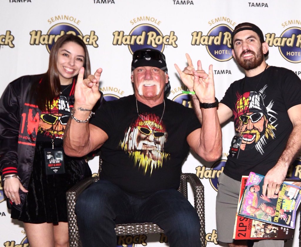 RadioRose's tweet photo. Hey @HulkHogan these two #Hulkamaniacs get married Oct 26. Will you officiate their wedding??? #HulkamaniacWedding #GetHulkToTheWedding #ItsHulkOClock #BridesRequest https://t.co/mE9tw36RoD