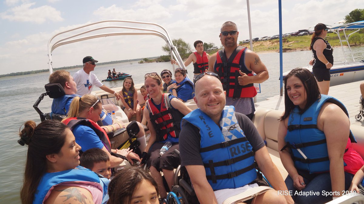 RISEAdaptive's tweet photo. Baylor Scott & White Institute for Rehabilitation, Title Sponsor RISE Kickin' off Summer Bash IX has a large constituency and Team enjoying the day!
#bswir #teamrise #baylorswir #bashIX #superfun #risesummer2018 https://t.co/JWIJ16HXUw