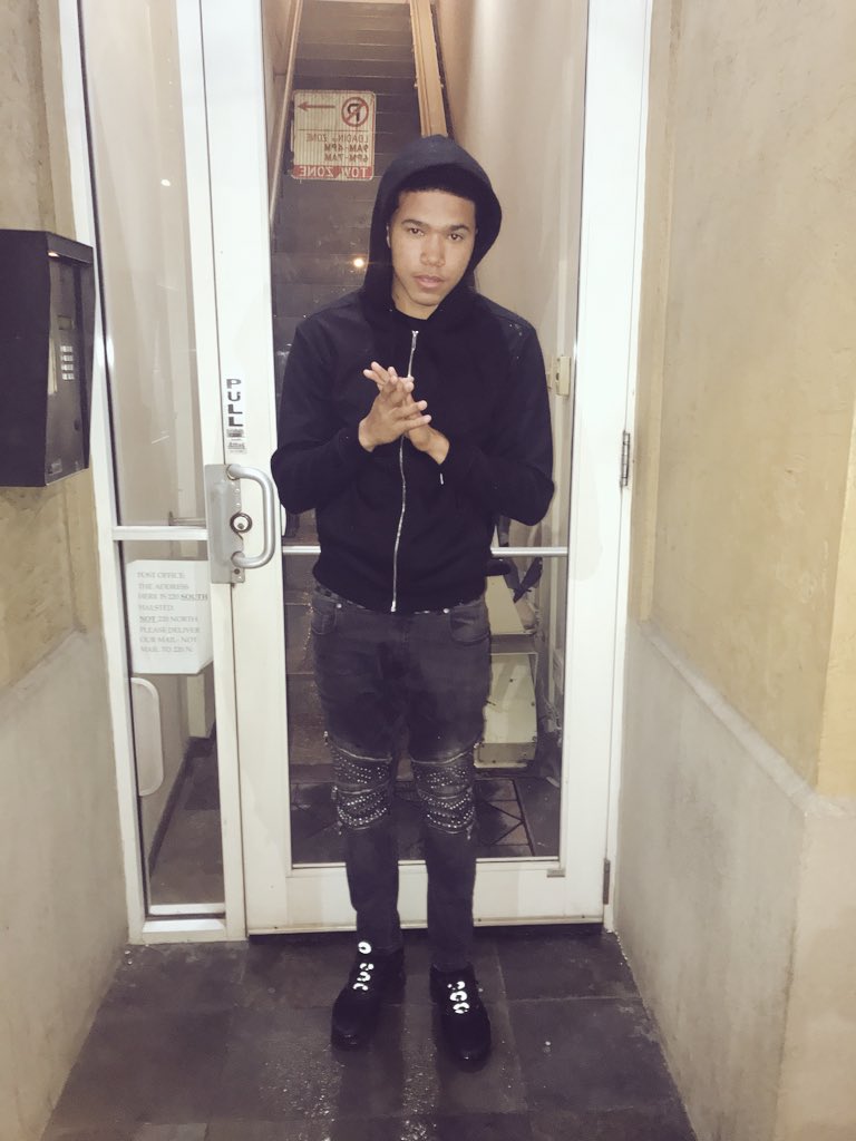 LilDevin_5's tweet photo. Supa high & + Iβm supa Fly might think Iβm Asian π¦ #RetroFlow coming soon βοΈ #LLM4E https://t.co/KKUkWfpYLc