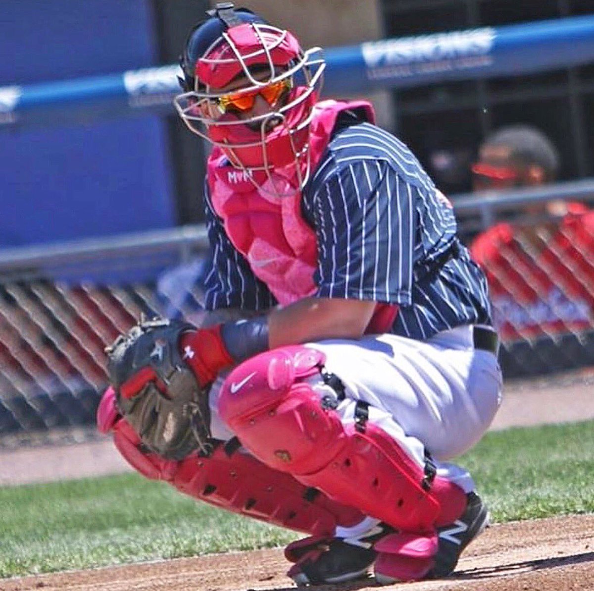 mlb mother's day gear