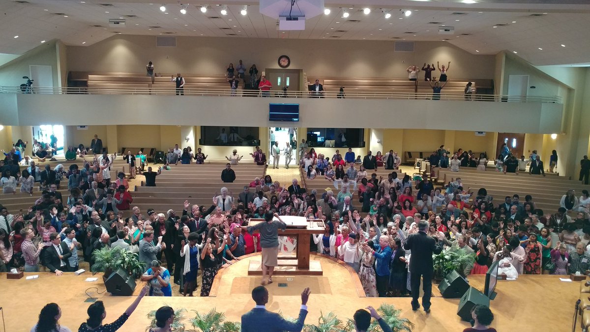 corinthian2113's tweet photo. Powerful service today @pentecostals on this Mother's Day with @VaniMarshall. Many baptized in Jesus Name and filled with the Holy Ghost. #MayOfMiracles #HappyMothersDay https://t.co/gSwy1olwPJ