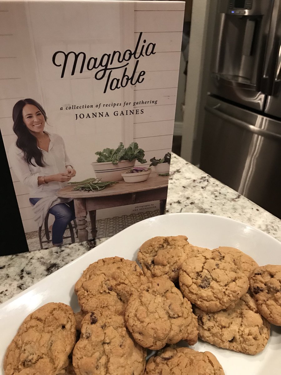 EileenValerio's tweet photo. Baking with my girls on Mother’s Day. So yummy!💕#MagnoliaTableCookbook https://t.co/yyikUY5Qf0