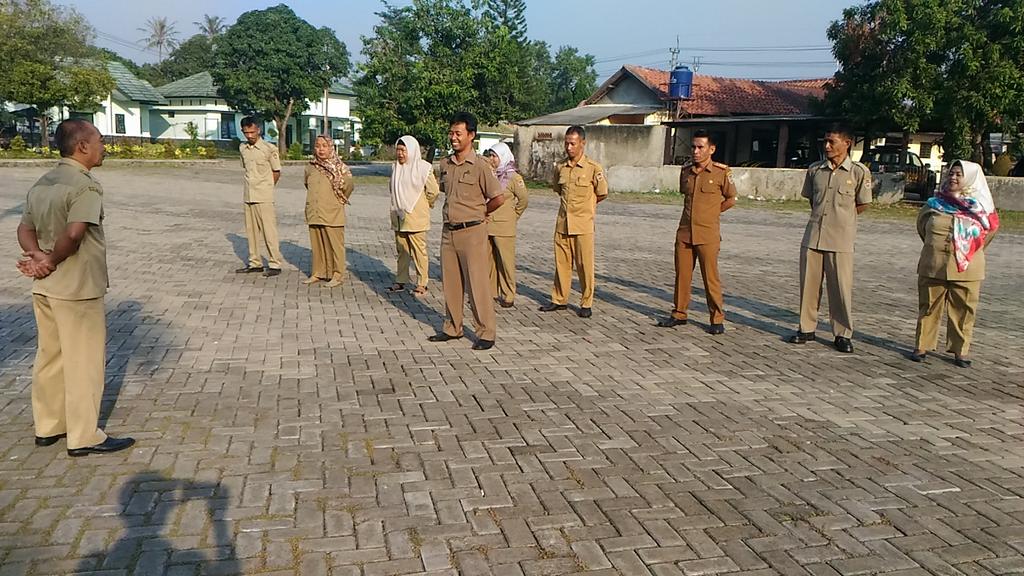 keccampaka's tweet photo. Awali giat kec. Campaka, senin (14/5) dengan apel pagi. Tetap semangat. @BupatiPWK @DiskominfoPWK https://t.co/q8HvA9AYyI
