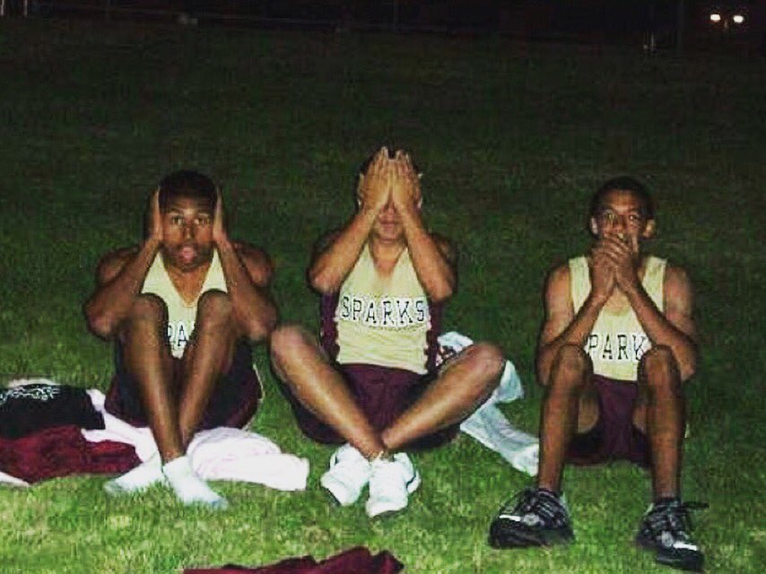 CoachErica's tweet image. Sunday Flashback! Regionals 2008! On the hill at Yerington. #memories #springtrack 🚂🙉🙈🙊 #noonehadafootball 🚑