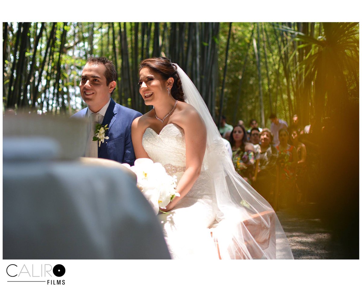 CaliroFilms's tweet photo. Love 

#wedding 
#weddingphotographer 
#weddingdestination 
#nikon
#nikon35mm 
#caliro 
#calirofilms https://t.co/xxyBTQZo2K